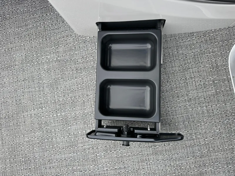 Slide: The Image of Barletta Cabrio 22UC 2025 - 20