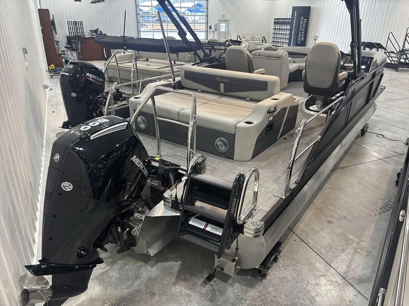 Slide: The Image of Barletta Cabrio 22UC 2025 - 3