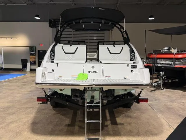 Slide: The Image of Yamaha 222S 2025 - 3