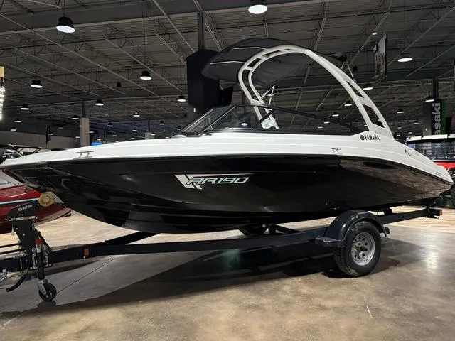 The Image of Yamaha AR190 2025 - 1