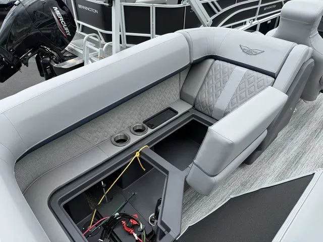 Slide: The Image of Bennington M Quad Bench 22 MFB Pontoon 2025 - 25