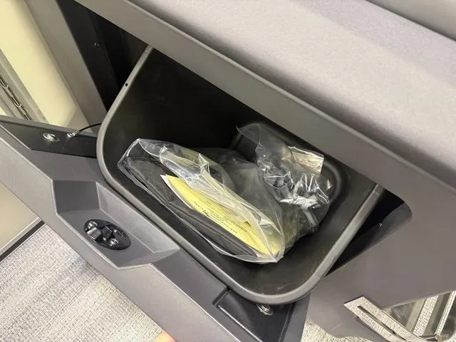 Slide: The Image of Bennington M Quad Bench 22 MFB Pontoon 2025 - 12