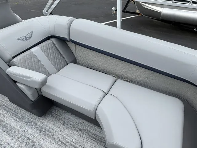 Slide: The Image of Bennington M Quad Bench 22 MFB Pontoon 2025 - 26