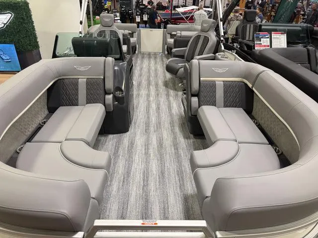 Slide: The Image of Bennington M Quad Bench 22 MFB Pontoon 2025 - 3