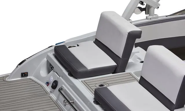 Slide: The Image of Crownline Boats 240 SS 2025 - 3