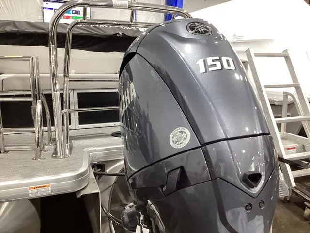 Slide: The Image of Godfrey SW2286SFL 2025 - 8