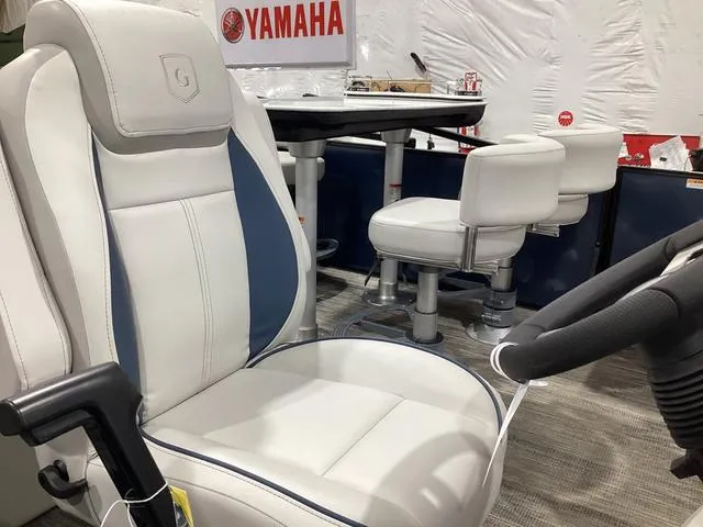 Slide: The Image of Godfrey SWEETWATER 2286 MT 2025 - 19