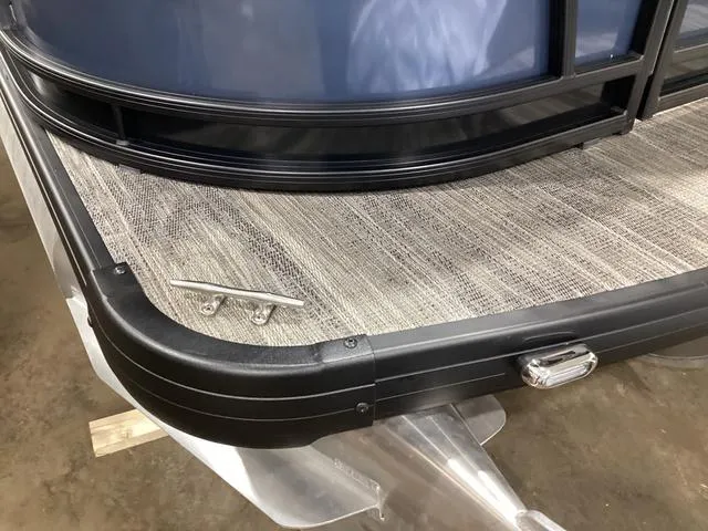 Slide: The Image of Godfrey SWEETWATER 2286 MT 2025 - 31