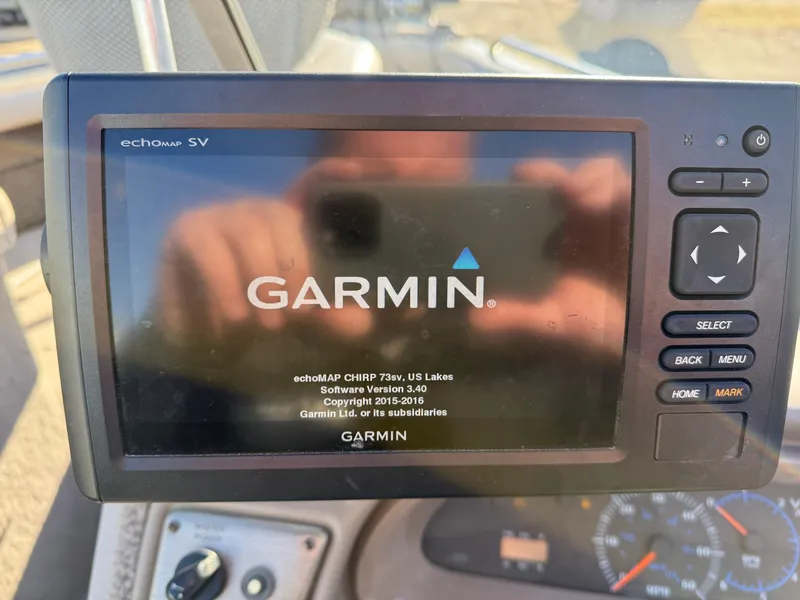 Slide: The Image of Garmin echoMAP CHIRP 75sv display on Lund 1950 Tyee Magnum GS ITS boat. - 21