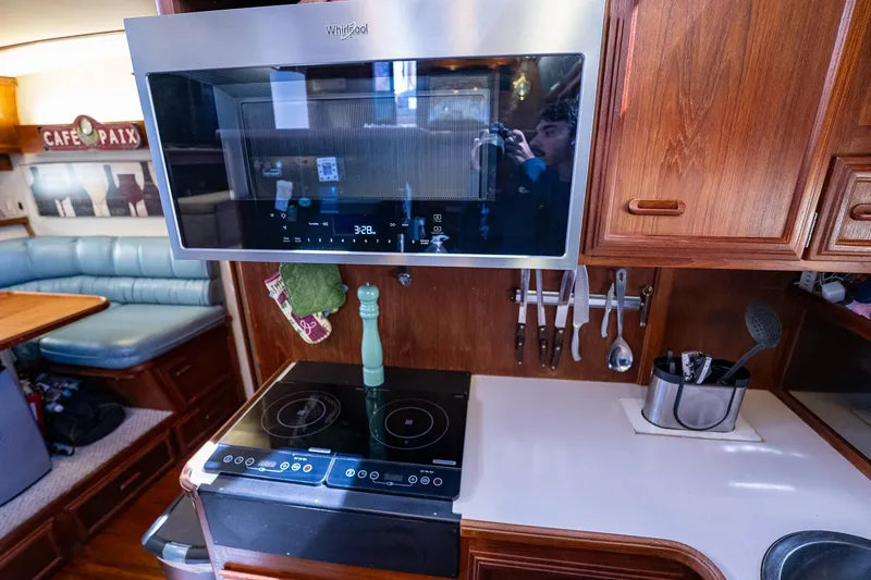 Slide: The Image of Carver Yachts 42 Aft Cabin Motor Yacht 1988 - 70