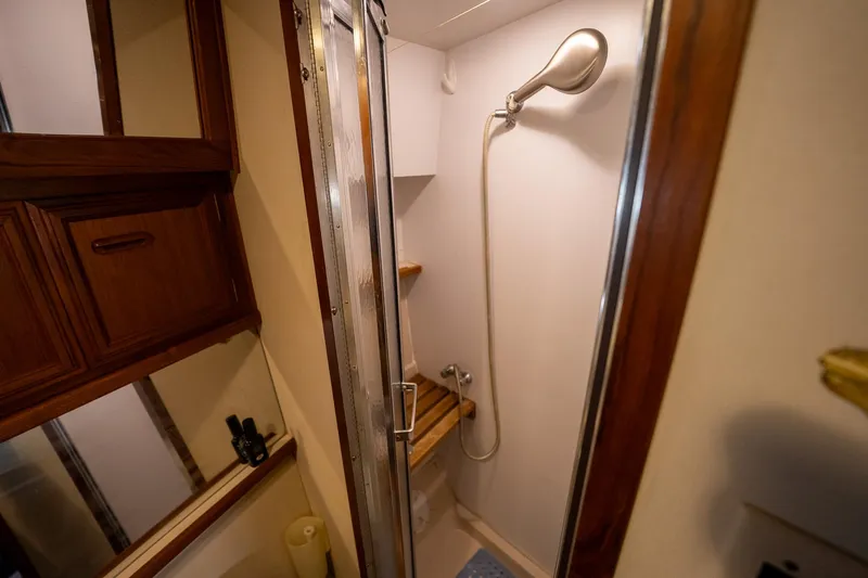 Slide: The Image of Carver Yachts 42 Aft Cabin Motor Yacht 1988 - 77