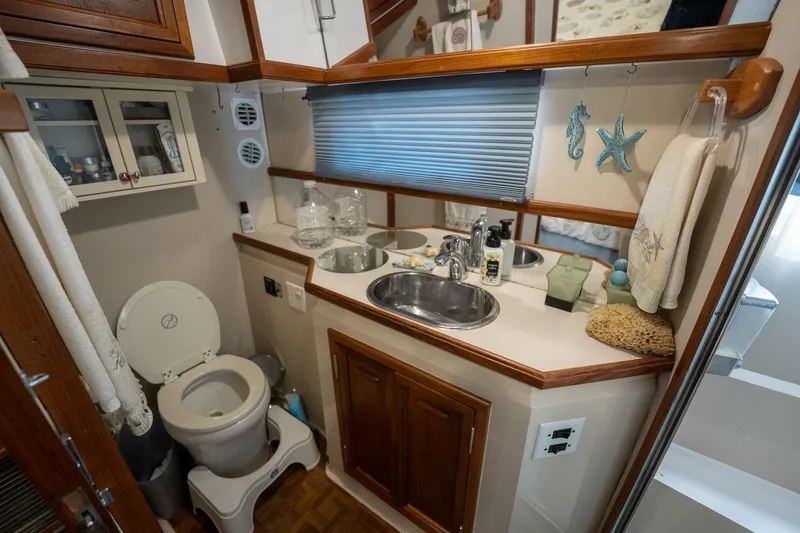 Slide: The Image of Carver Yachts 42 Aft Cabin Motor Yacht 1988 - 92