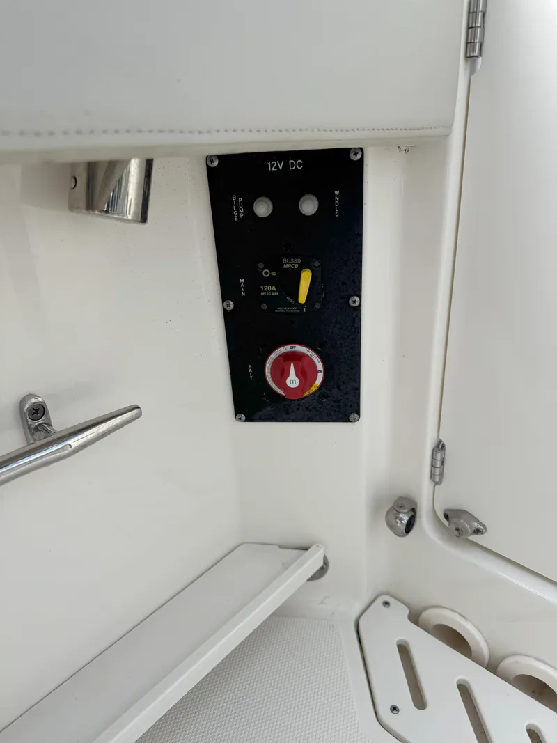 Slide: The Image of Control panel on a 2021 Boston Whaler 240 Vantage boat interior. - 31