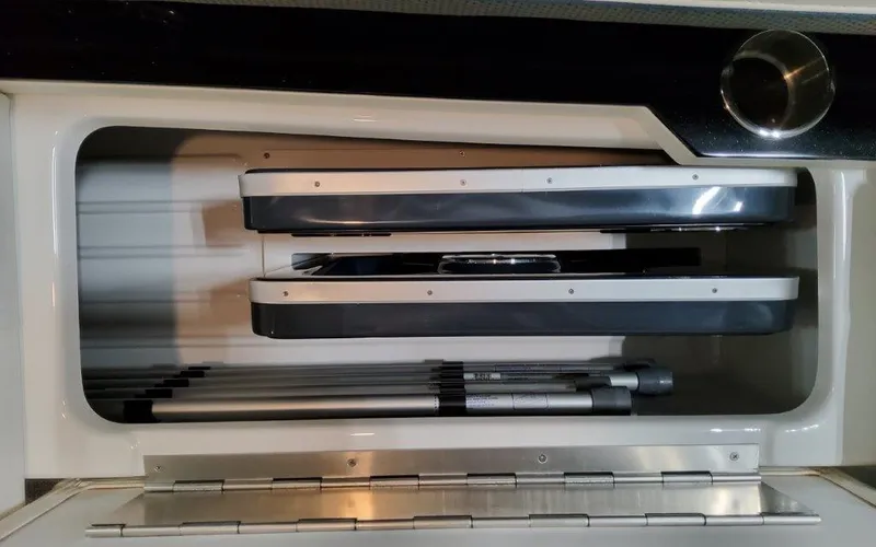 Slide: The Image of Formula 310 Bowrider I/O 2025 - 50