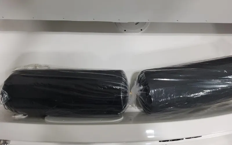 Slide: The Image of Formula 310 Bowrider I/O 2025 - 72