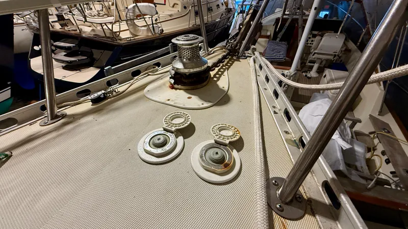 Slide: The Image of 1989 J Boats J/40 deck with winches and rigging details. - 17
