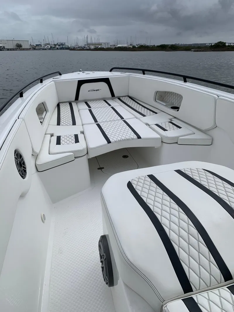 Slide: The Image of Concept Boats 32' CC 2022 - 3