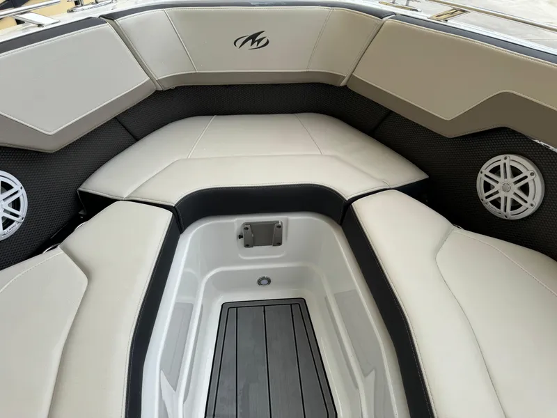 Slide: The Image of Interior seating of 2022 Monterey 278 Super Sport boat, featuring sleek design and comfortable upholstery. - 12