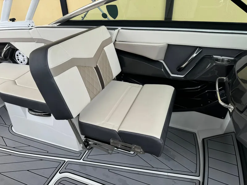 Slide: The Image of 2022 Monterey 278 Super Sport boat interior with stylish seating and modern design. - 26