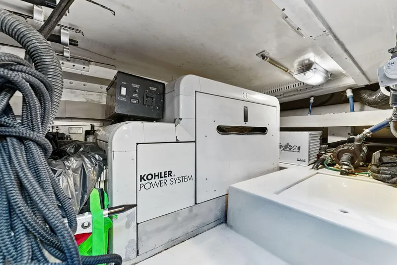 Slide: The Image of Bertram 570 Moppie 2003 - 55