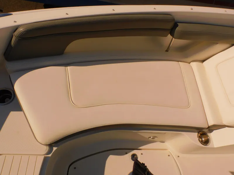 Slide: The Image of Sea Ray 280 Sundeck 2011 - 63