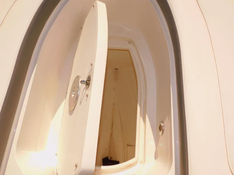 Slide: The Image of Sea Ray 280 Sundeck 2011 - 67