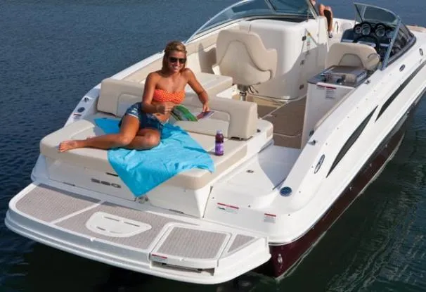 Slide: The Image of Sea Ray 280 Sundeck 2011 - 91