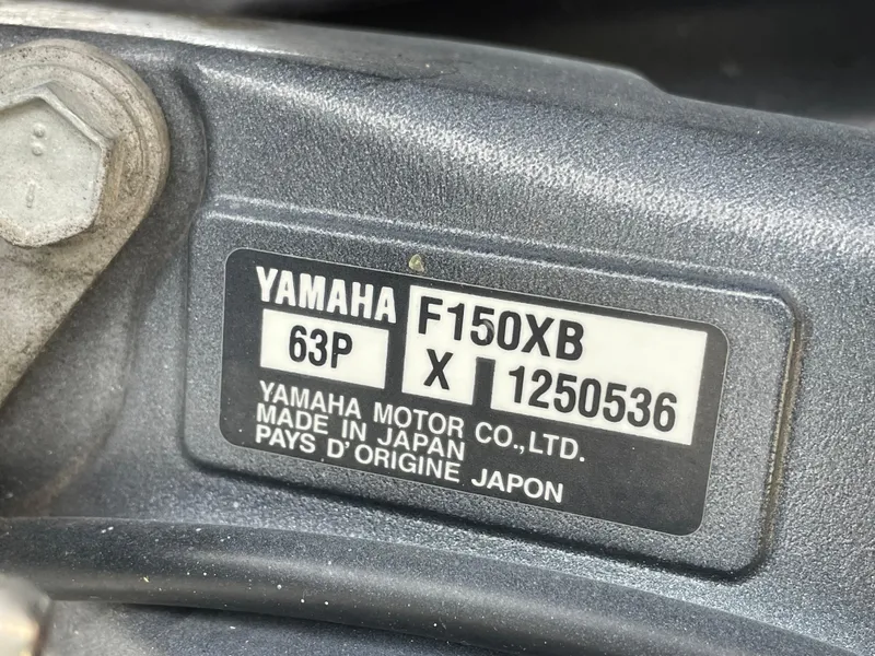 Slide: The Image of Yamaha F150XB engine label on 2021 Sea Hunt Ultra 219 boat. - 23