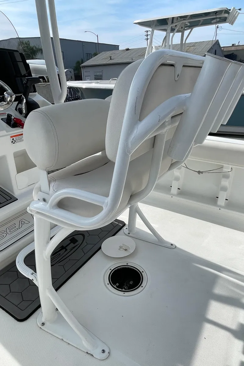 Slide: The Image of Sea Hunt Ultra 219 2021 - 51