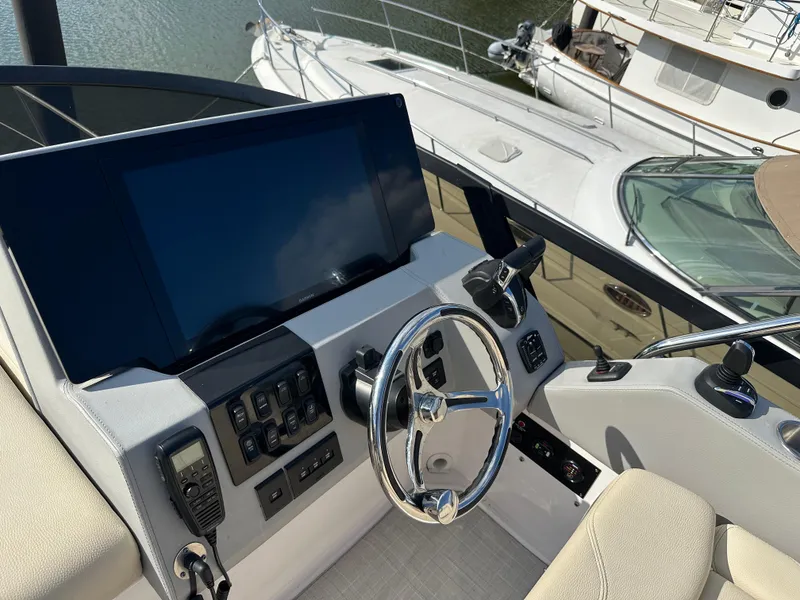 Slide: The Image of Regal 42 FXO 2021 - 51