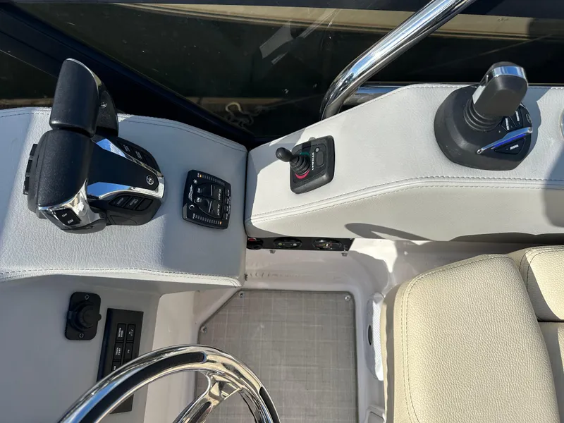 Slide: The Image of Regal 42 FXO 2021 - 53