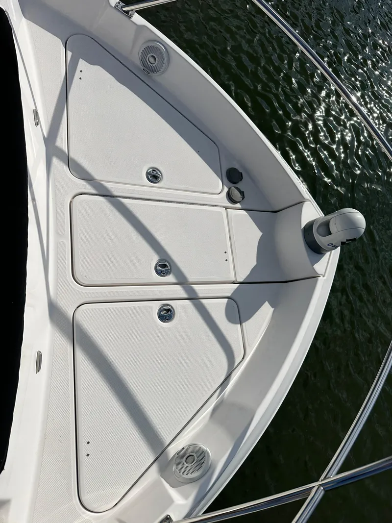 Slide: The Image of Regal 42 FXO 2021 - 58