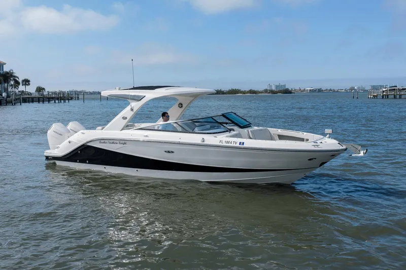 Slide: The Image of Sea Ray 310 SLX Outboard 2024 - 0