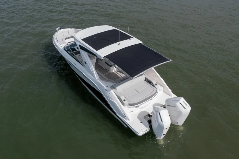 Slide: The Image of Sea Ray 310 SLX Outboard 2024 - 13