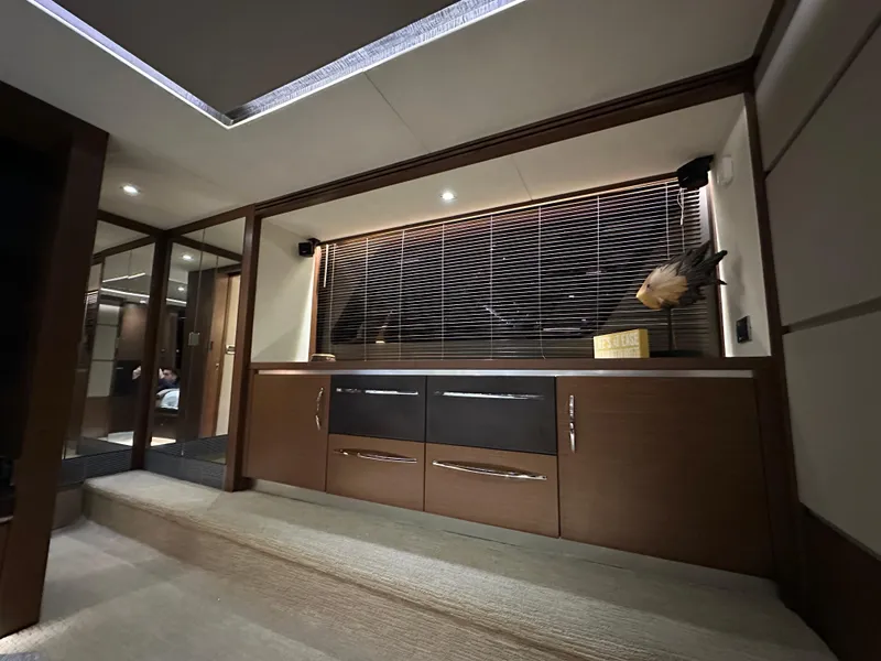 Slide: The Image of Sea Ray L650 Fly 2015 - 50