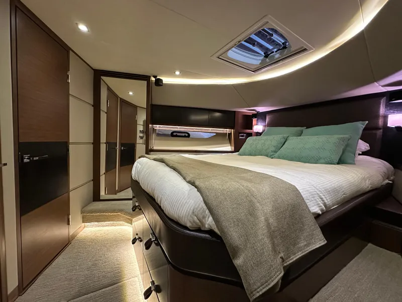 Slide: The Image of Sea Ray L650 Fly 2015 - 55