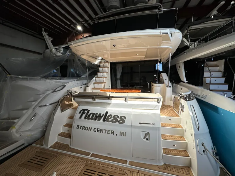 Slide: The Image of Sea Ray L650 Fly 2015 - 67