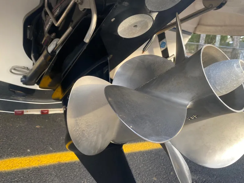 Slide: The Image of Propeller of a 2005 Chaparral Sunesta 254 boat on a trailer. - 7