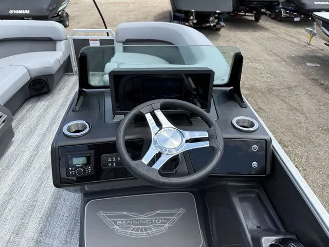 Slide: The Image of Bennington M Swingback 22 MSB Pontoon 2025 - 15