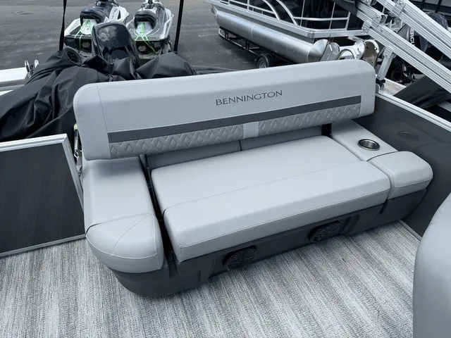 Slide: The Image of Bennington M Swingback 22 MSB Pontoon 2025 - 25