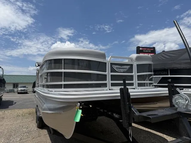 Slide: The Image of Bennington M Swingback 22 MSB Pontoon 2025 - 3