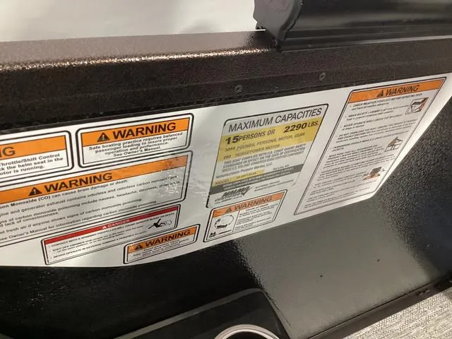 Slide: The Image of Premier 230 Sunsation RS 2025 - 17