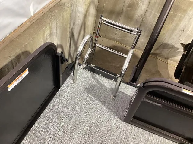 Slide: The Image of Premier 230 Sunsation RS 2025 - 21