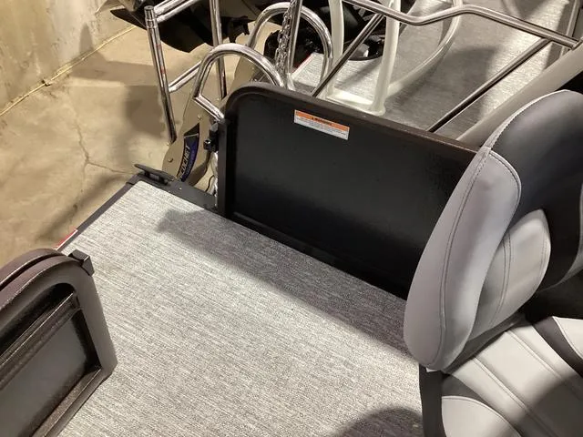 Slide: The Image of Premier 230 Sunsation RS 2025 - 22