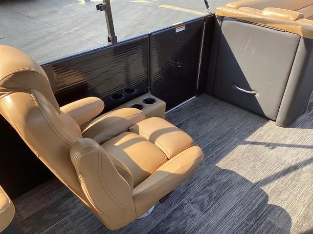 Slide: The Image of Godfrey Monaco 255 SB 2022 - 10