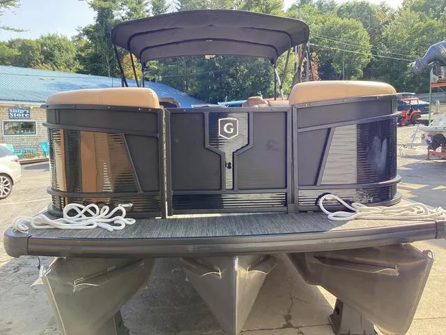 Slide: The Image of Godfrey Monaco 255 SB 2022 - 4