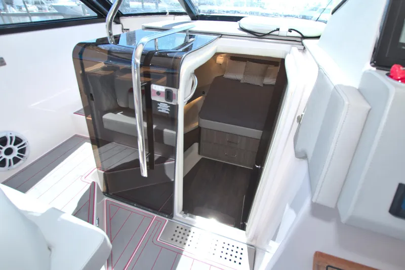 Slide: The Image of Regal 36 XO 2021 - 50