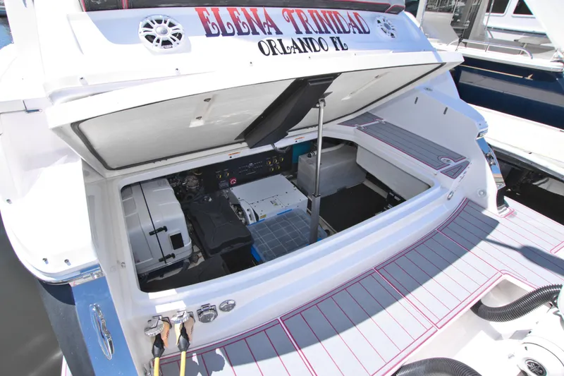 Slide: The Image of Regal 36 XO 2021 - 67