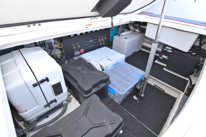 Slide: The Image of Regal 36 XO 2021 - 73