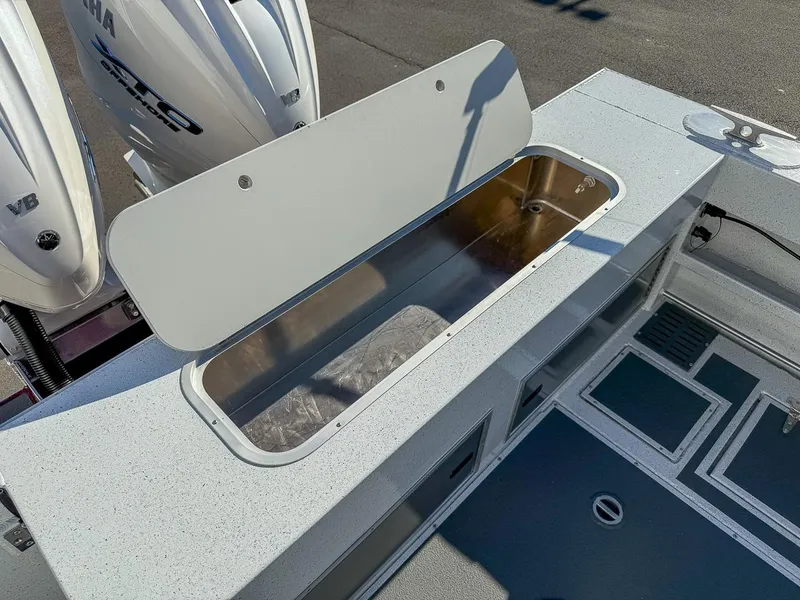 Slide: The Image of North River 32 Endurance 2026 - 25